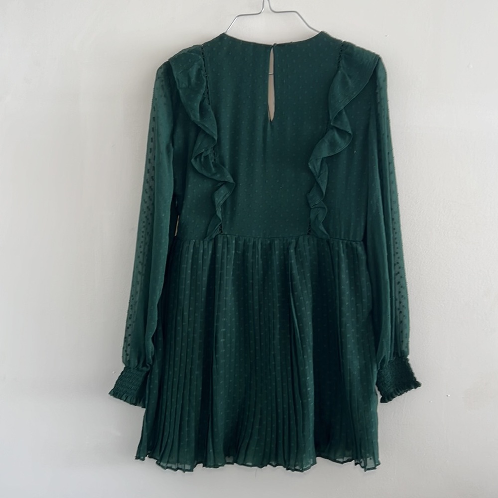 Dress - Picture 6 of 7
